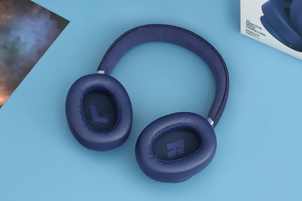 Tai nghe Bluetooth Chụp Tai JBL LIVE 770NC Màu Xanh Dương