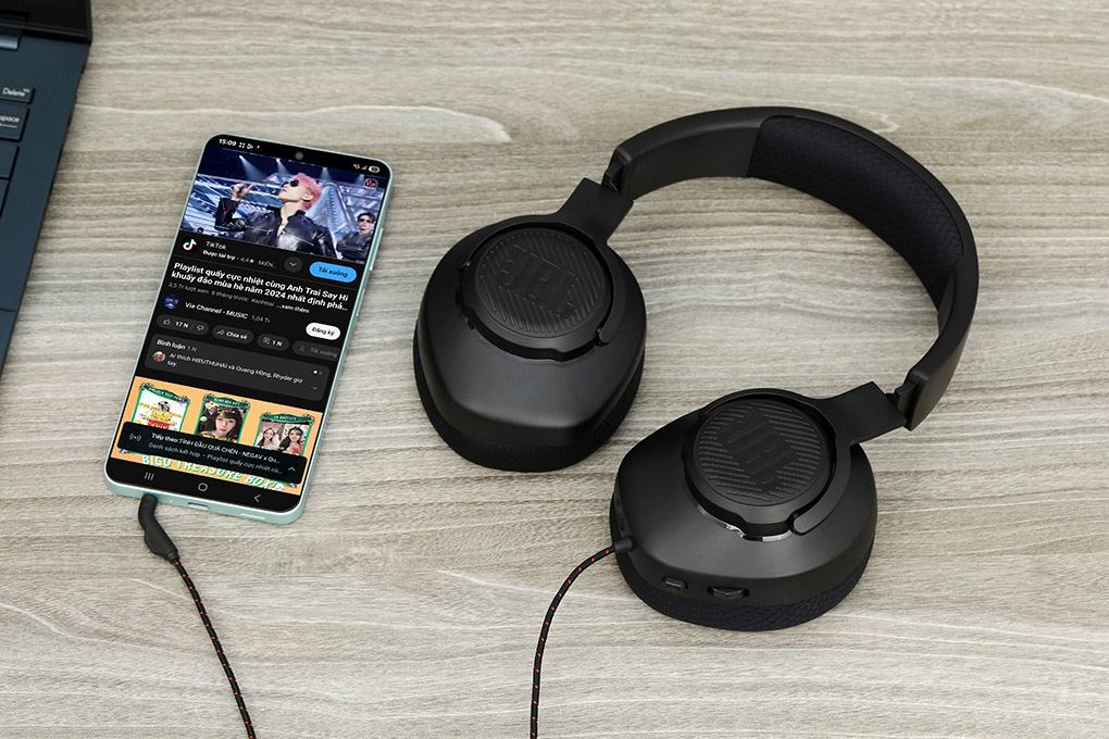 Tai nghe Chụp Tai Gaming JBL Quantum QTum100M2 Màu Đen