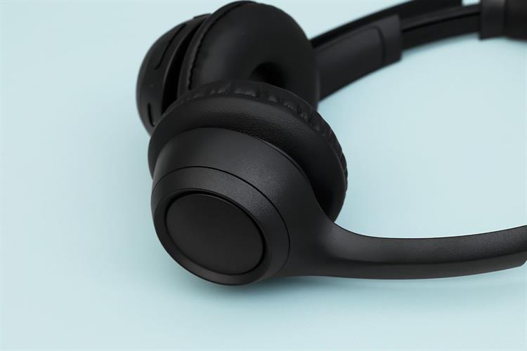 Tai nghe Bluetooth Chụp Tai Logitech Zone 300 Màu Đen