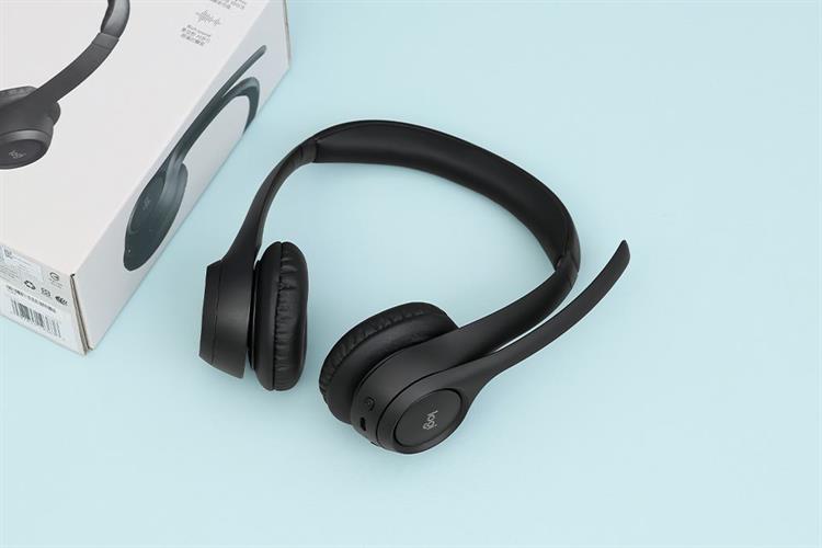 Tai nghe Bluetooth Chụp Tai Logitech Zone 300 Màu Đen