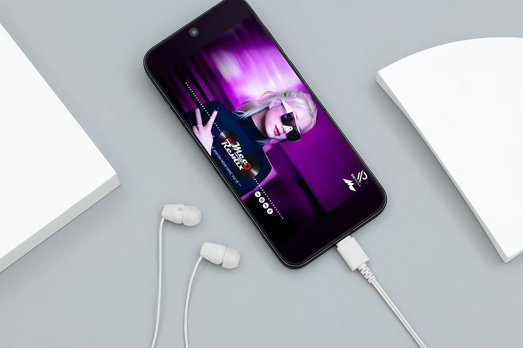 Phím điều khiển vật lý trên tai nghe có dây Sony IER-EX15C giúp thao tác thuận tiện