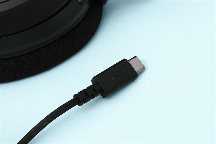 Tai nghe Chụp tai Gaming Razer Kraken V4 X Màu Đen