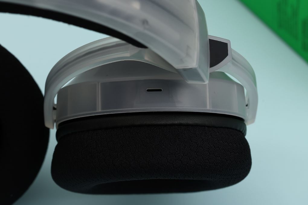 Tai nghe Bluetooth Chụp Tai Razer Barracuda X Chroma Phantom Trắng - 11