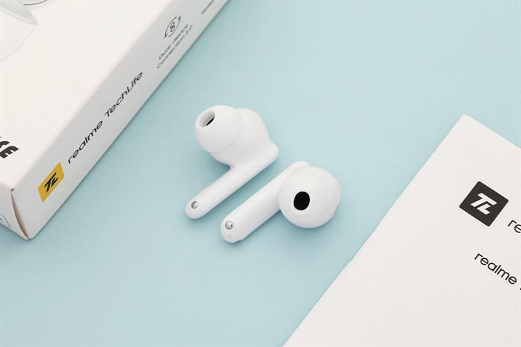Tai nghe Bluetooth True Wireless realme TechLife Buds Màu Trắng