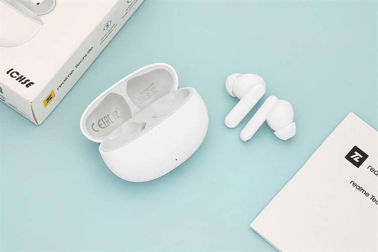 Tai nghe Bluetooth True Wireless realme TechLife Buds Màu Trắng