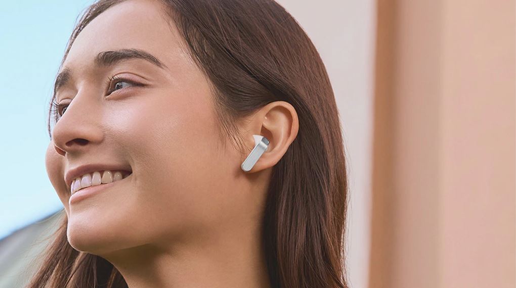 Thiết kế vừa vặn êm ái trên Samsung Galaxy Buds4 giúp đeo ổn định suốt ngày dài Thiết kế vừa vặn êm ái trên Samsung Galaxy Buds4 giúp đeo ổn định suốt ngày dài