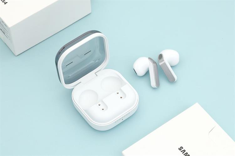 Tai nghe Bluetooth True Wireless Samsung Galaxy Buds4 R540N Màu Trắng