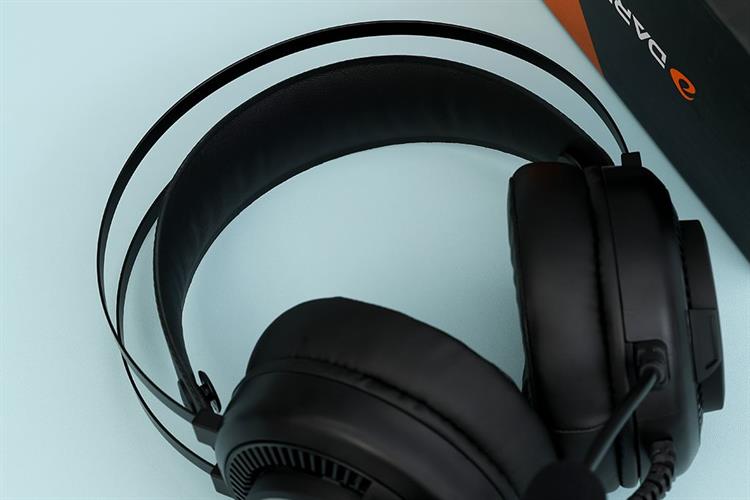 Tai nghe Chụp Tai USB DAREU EH416 RGB Màu Đen