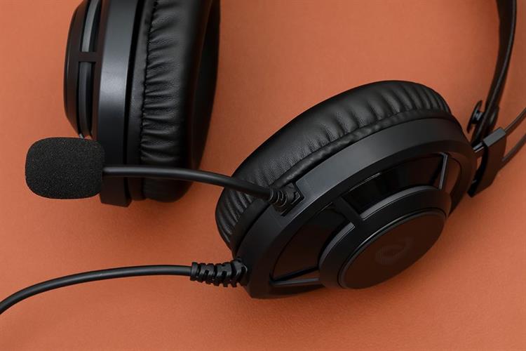 Tai nghe Chụp Tai USB DAREU EH469 RGB Màu Đen