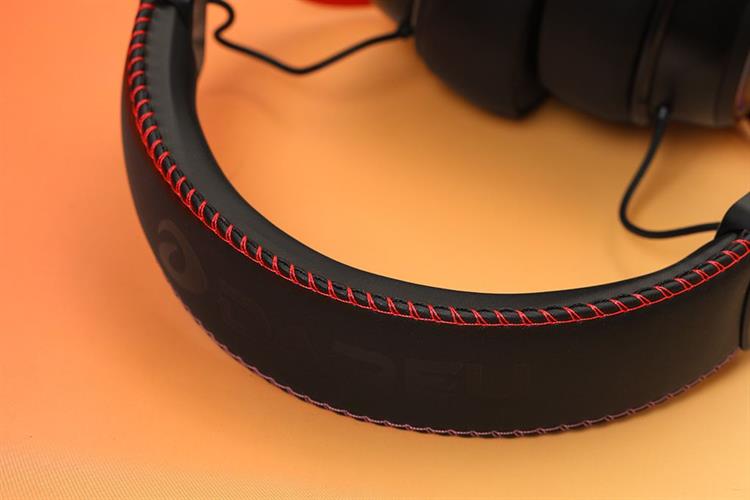Tai nghe Chụp Tai USB DAREU EH925L Màu Đen - Đỏ