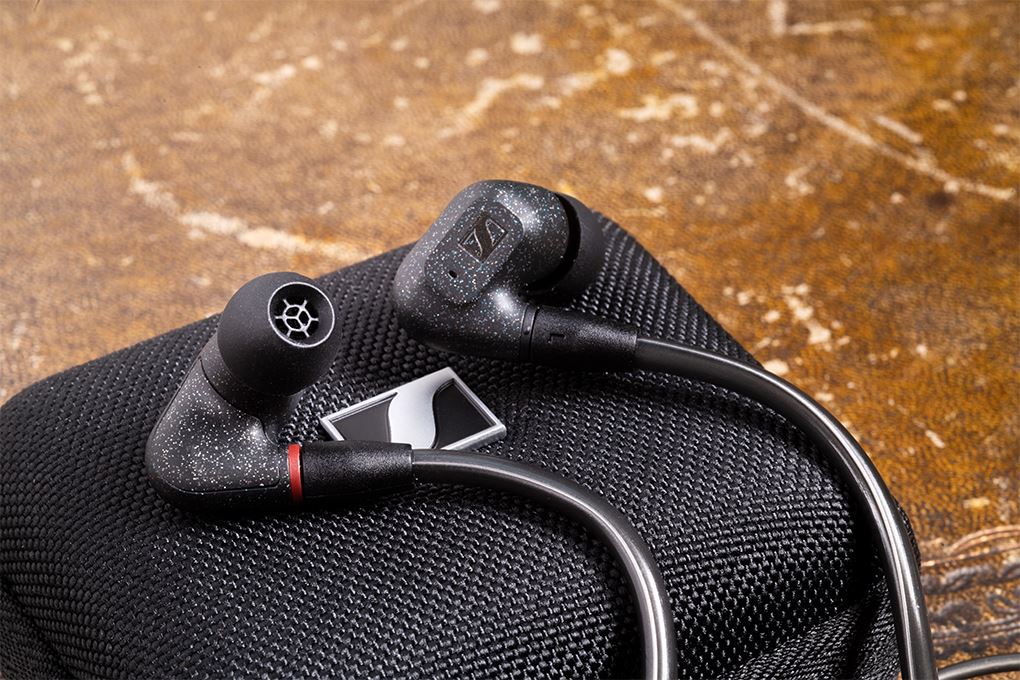 Tai nghe Có dây EP Sennheiser IE300 Màu Đen