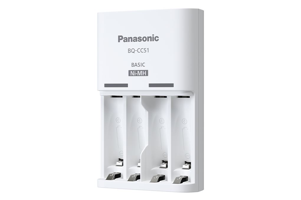 Bộ sạc tiêu chuẩn 10h Panasonic Eneloop K-KJ51 2000mAH (kèm pin AA 2 viên) Màu Trắng