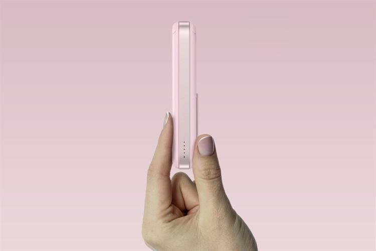 Pin sạc dự phòng 10000mAh không dây Magnetic Type C PD 20W Innostyle PowerMag Switch 2in1 IA20PD Màu Hồng