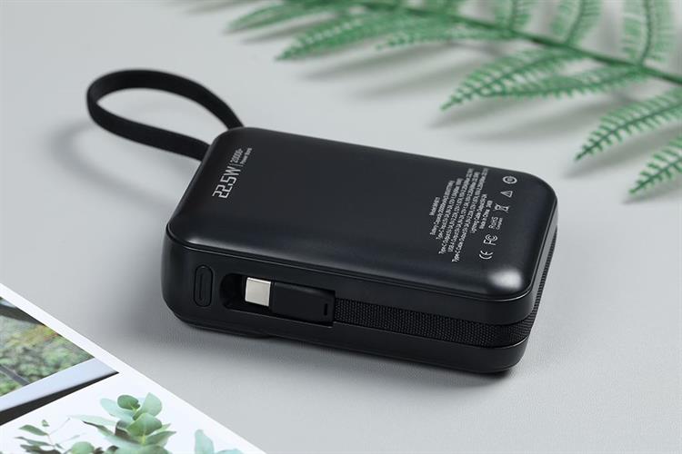Pin sạc dự phòng Polymer 20000mAh Type C PD QC 3.0 22.5W Xmobile MH811 kèm Cáp Lightning và Type C Màu Đen