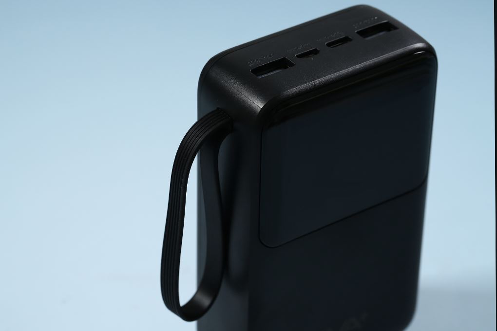 Pin sạc dự phòng Polymer 20000mAh Type C 10.5W AVA+ G-DX258 kèm Cáp Lightning và Cáp Type C Màu Đen