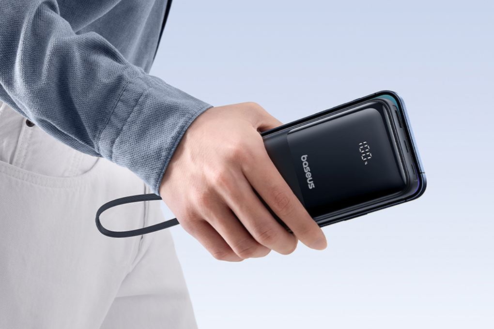Pin sạc dự phòng 20000mAh Type C PD 22.5W Baseus Lipow PPJP312 kèm Cáp Lightning và Type C Màu Đen