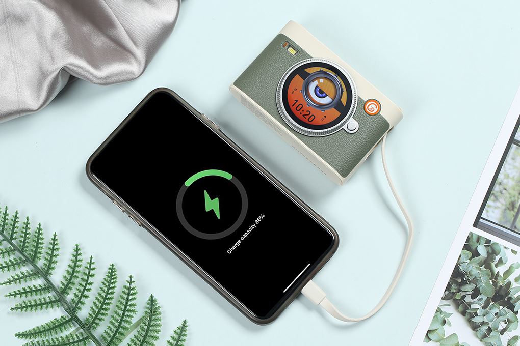 Pin sạc dự phòng 10000mAh Type C PD 22.5W Xmobile SnapGo GS-M3 kèm Cáp Lightning và Type C Màu Xanh lá đậm