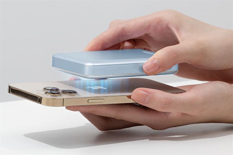 Pin sạc dự phòng Polymer 10000mAh Không dây Magnetic Type C PD 20W Innostyle PowerMag Slim IM20PD Màu Xanh Dương