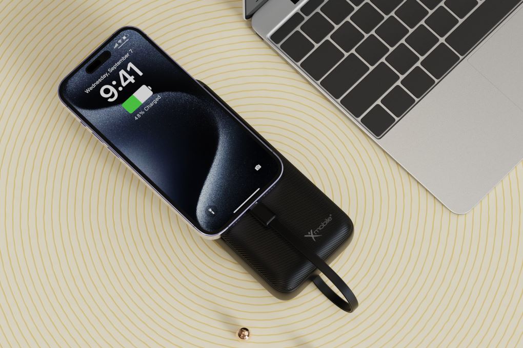 Pin sạc dự phòng Polymer 20000mAh Type C PD 22.5W Xmobile JP312 kèm Cáp Lightning và Type C Màu Đen