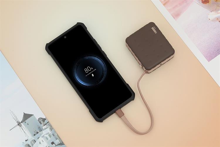 Pin sạc dự phòng Polymer 10000mAh Type C PD 22.5W Xmobile Cookie AX119 kèm Cáp Type C Màu Nâu