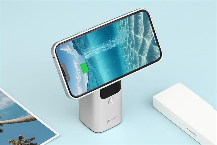 Pin sạc dự phòng 15000mAh Không dây Magnetic Qi2 Type C PD QC 3.0 100W Xmobile JP339 Màu Bạc