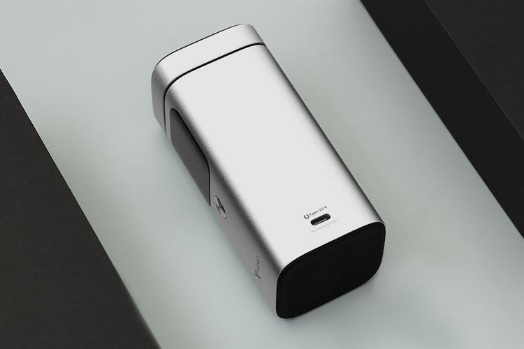 Pin sạc dự phòng 15000mAh Không dây Magnetic Qi2 Type C PD QC 3.0 100W Xmobile JP339 Màu Bạc