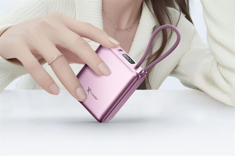Pin sạc dự phòng Polymer 10000mAh Type C PD 22.5W Xmobile F13 kèm Cáp Type C Màu Hồng