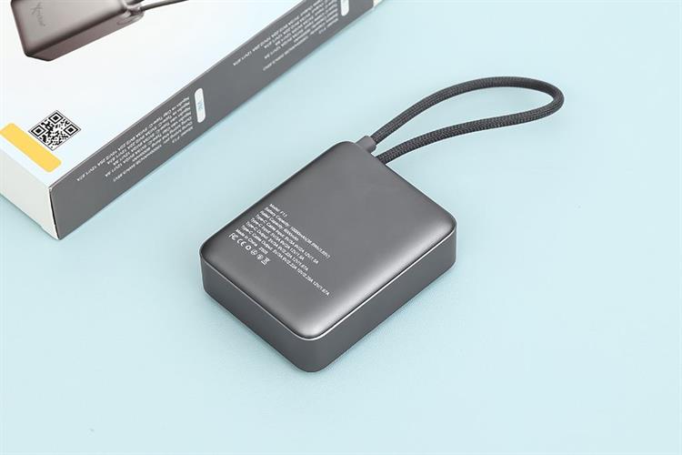 Pin sạc dự phòng Polymer 10000mAh Type C PD 22.5W Xmobile F13 kèm Cáp Type C Màu Xám