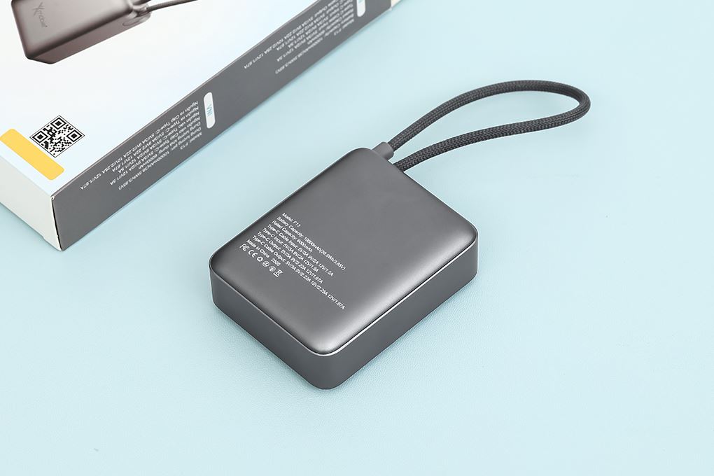 Pin sạc dự phòng Polymer 10000mAh Type C PD 22.5W Xmobile F13 kèm Cáp Type C Màu Xám