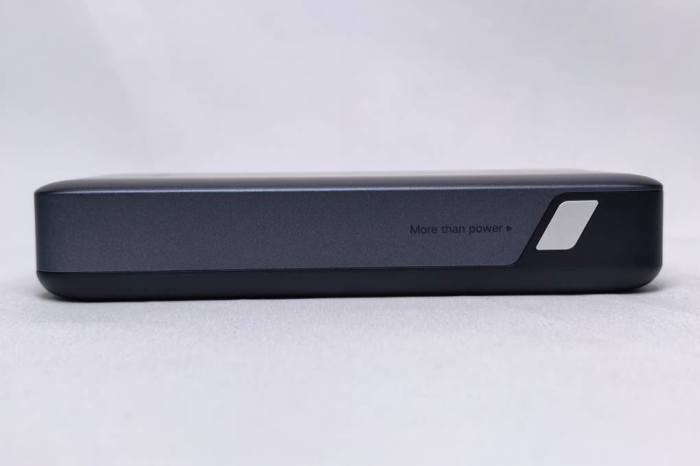 Pin sạc dự phòng 20000mAh Type C PD QC 3.0 30W Ugreen PB528 kèm Cáp Type C Màu Xám