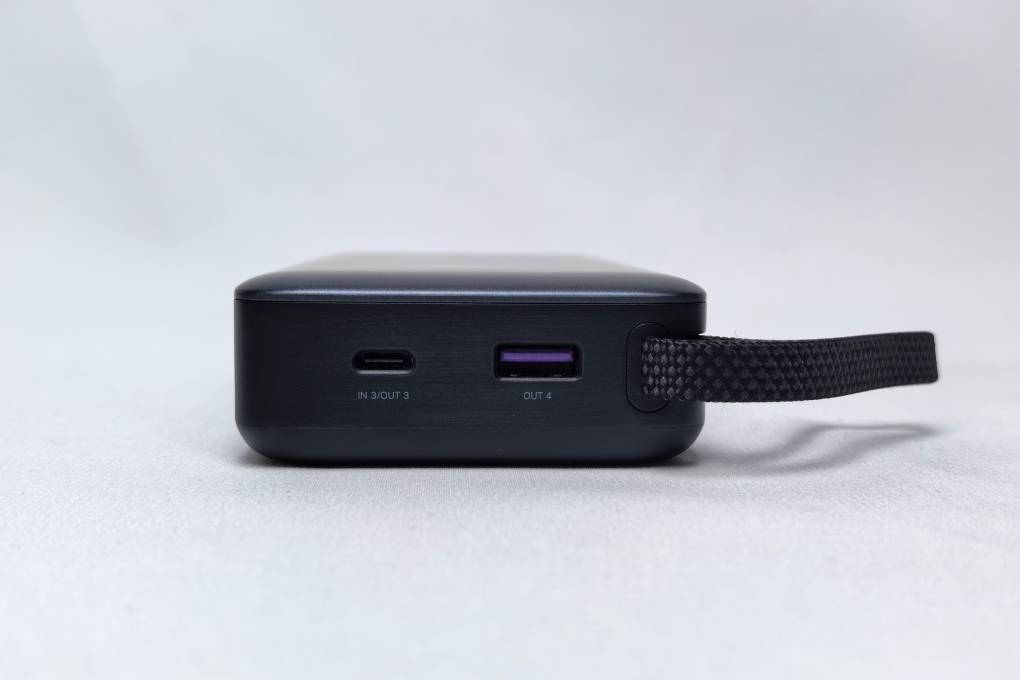 Pin sạc dự phòng 20000mAh Type C PD QC 3.0 30W Ugreen PB528 kèm Cáp Type C Màu Xám