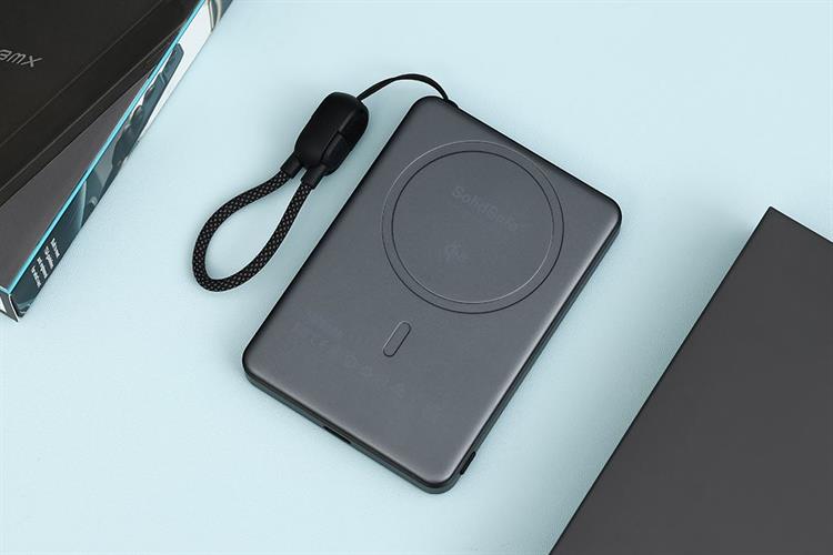 Pin sạc dự phòng Solid-state 5000mAh Không dây Magnetic Qi2 Type C PD 20W BMX B939 kèm Cáp Type C Màu Đen