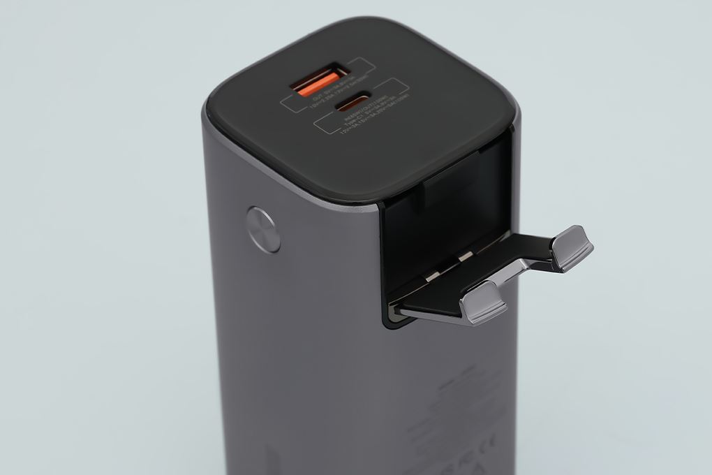 Pin sạc dự phòng 20000mAh Type C PD QC 3.0 130W Xmobile TFT JP350 kèm Cáp Dây Rút Type C Màu Xám