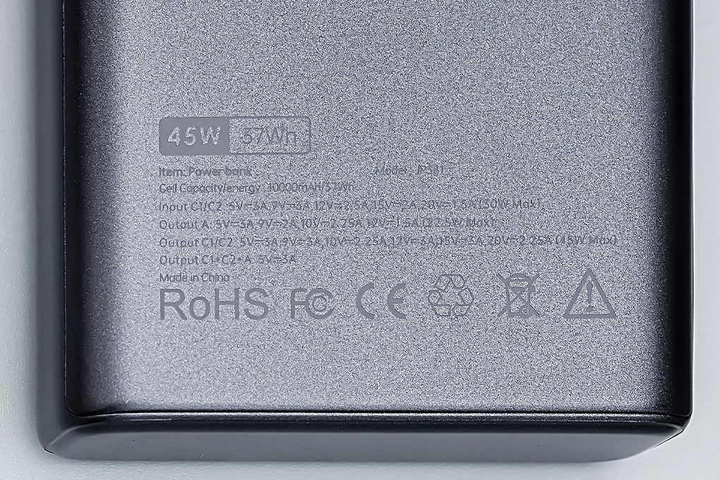 Pin sạc dự phòng Polymer 10000mAh Type C PD QC 3.0 45W Xmobile TFT JP381 kèm Cáp Type C Màu Xám