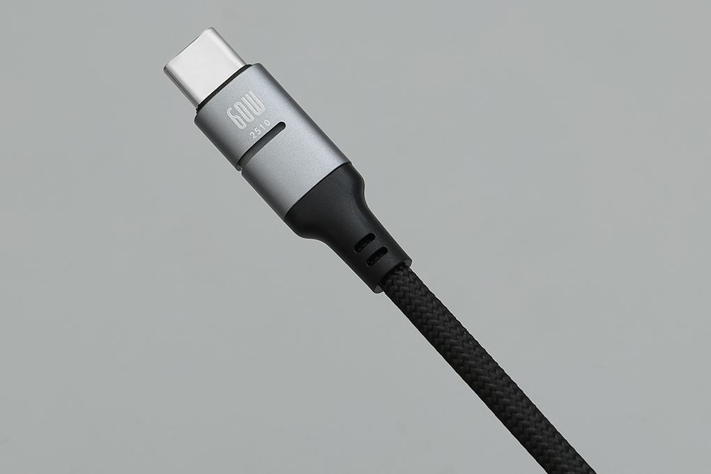 Cáp sạc nhanh Type-C - Type-C 60W 0.2m Xmobile CS300 Màu Đen