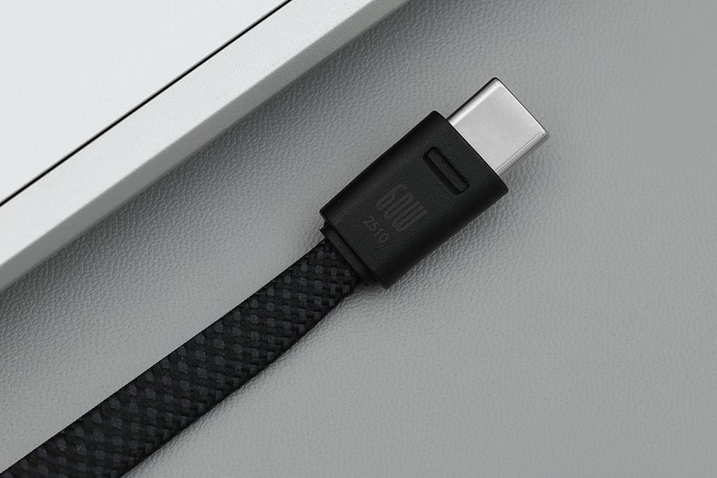 Cáp sạc nhanh Type-C - Type-C 60W 0.2m Xmobile CS374 Màu Đen