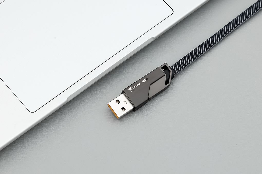 Cáp sạc nhanh đa năng 4 in 1 Lightning Type C 60W 1m Xmobile CS250 Màu Đen