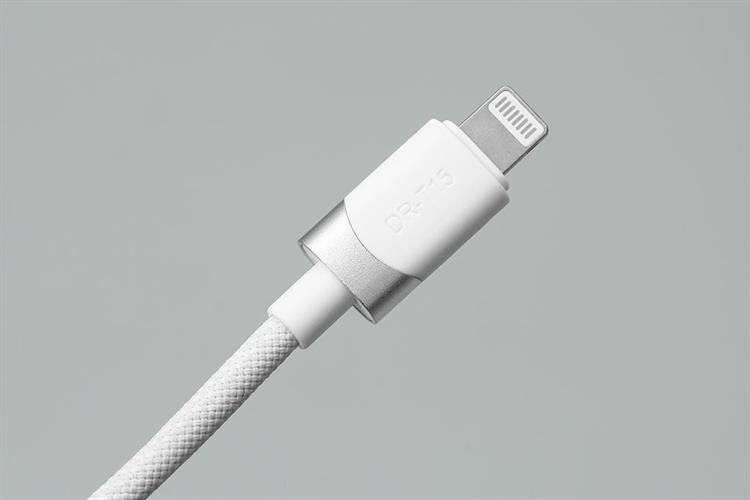 Cáp sạc nhanh Type-C - Lightning 27W 1m Xmobile DR-T15 Màu Trắng