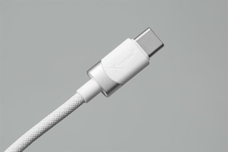 Cáp sạc nhanh Type-C - Lightning 27W 1m Xmobile DR-T15 Màu Trắng