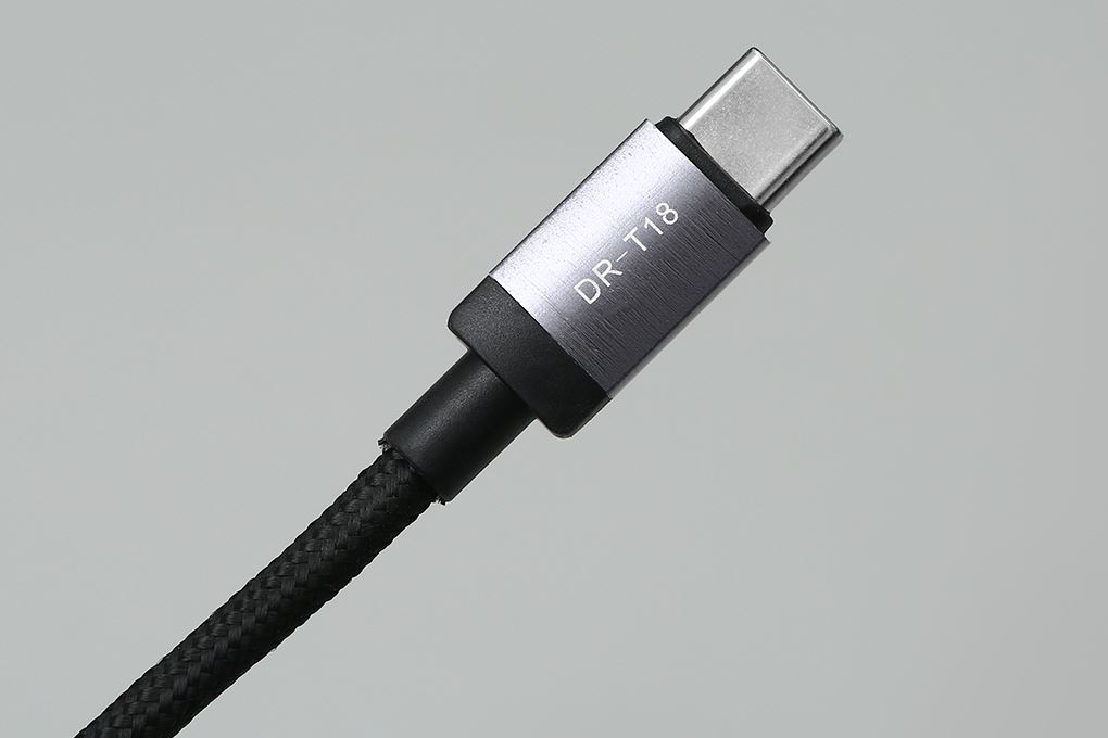 Cáp sạc nhanh Type-C - Type-C 100W 2m Xmobile DR-T18 Màu Đen