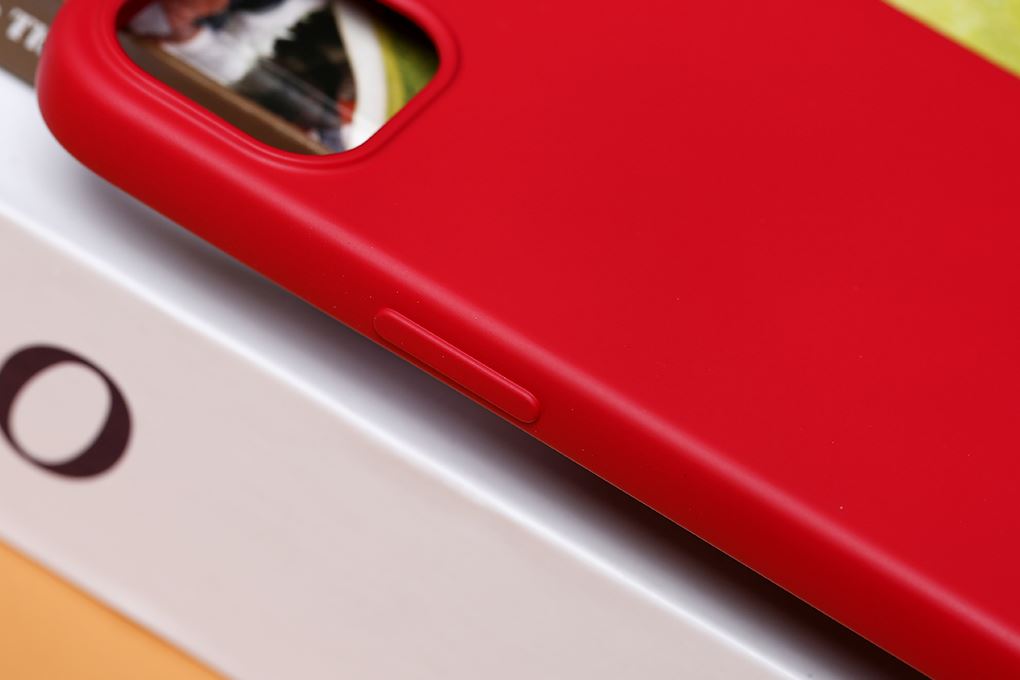 Ốp lưng iPhone 13 Silicone OSMIA Màu Đỏ