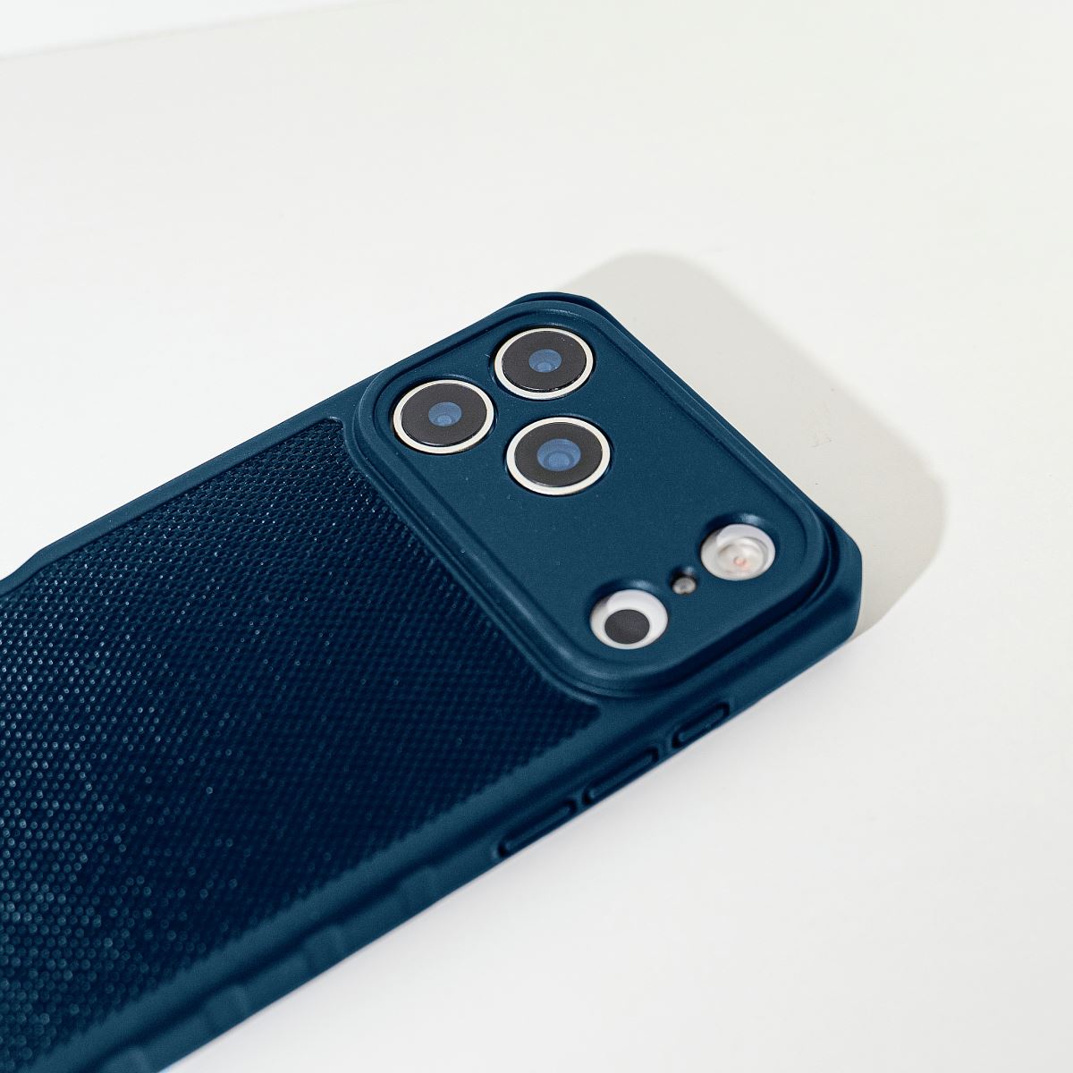 Ốp lưng iPhone 17 Pro Nylon PC TPU ITSKINS Hybrid R Màu Xanh đậm
