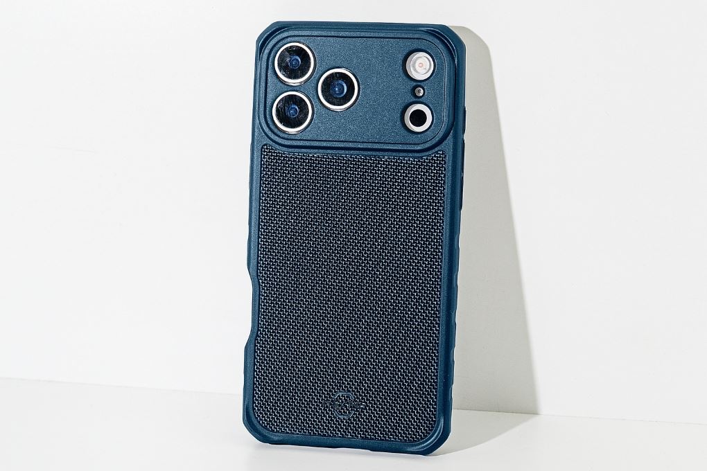 Ốp lưng iPhone 17 Pro Max Nylon PC TPU ITSKINS Hybrid R Màu Xanh Dương