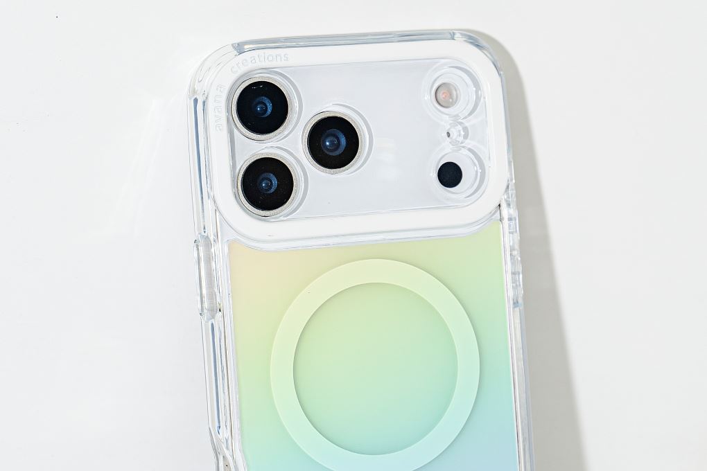 Ốp lưng MagSafe iPhone 17 Pro PC TPU AVANA Cosmic Frost Màu Tím