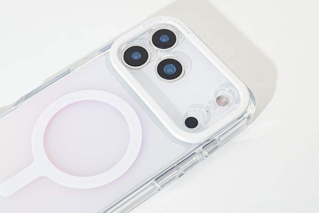 Ốp lưng MagSafe iPhone 17 Pro PC TPU AVANA Cosmic Frost Màu Tím