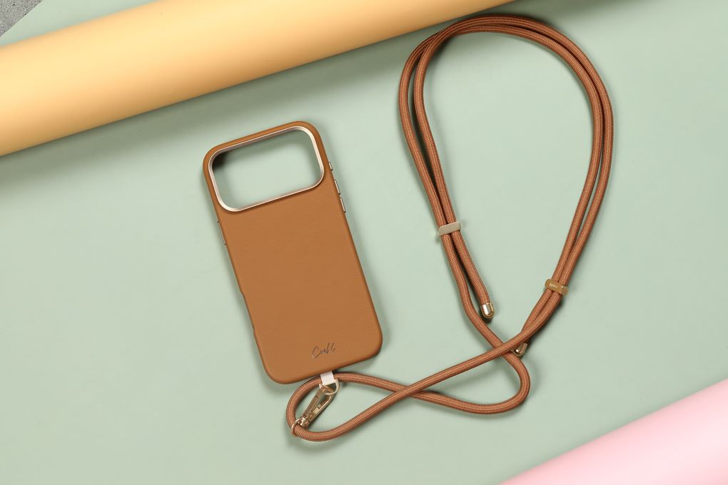 Ốp lưng MagSafe iPhone 17 Pro Max PU ALU UNIQ MIRELLE Màu Nâu