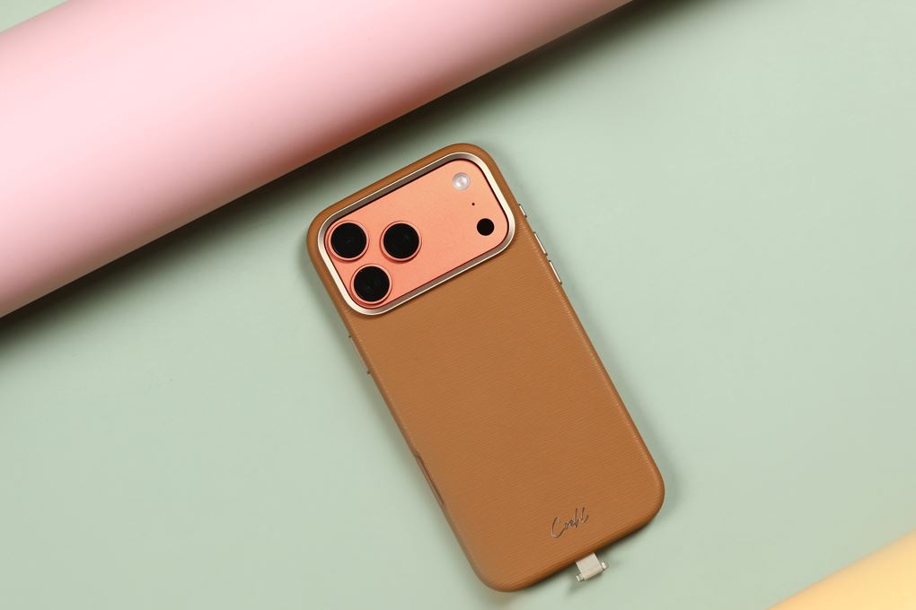 Ốp lưng MagSafe iPhone 17 Pro Max PU ALU UNIQ MIRELLE Màu Nâu