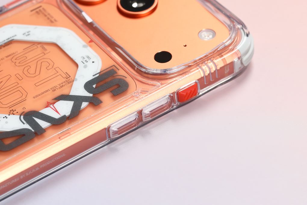 Ốp lưng MagSafe iPhone 17 Pro Max Grip Stand PC TPU SKINARMA SONIX Màu Trắng