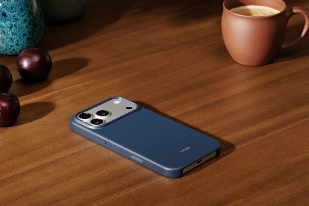 Ốp lưng MagSafe iPhone 17 Pro Nhựa Polycarbonate Beats Màu Xanh mòng két