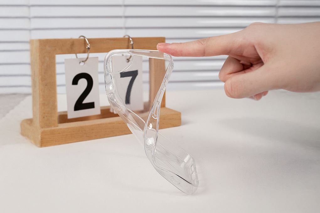 Ốp lưng iPhone 17e/iPhone 16e TPU MIPOW TSE4-CR Màu Trắng